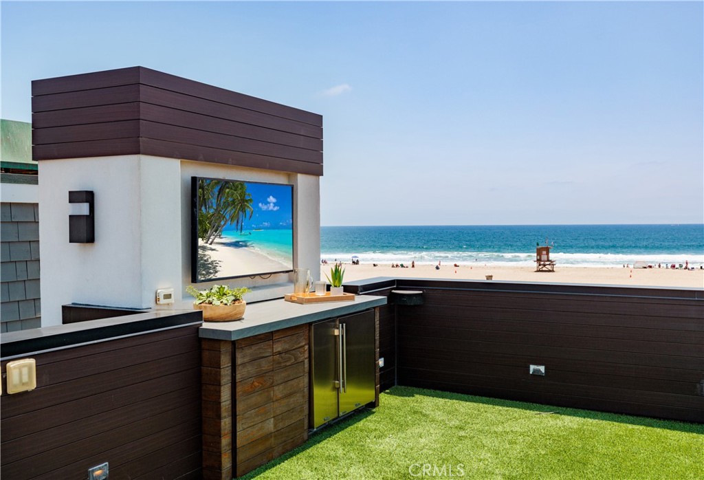 7104 W Oceanfront