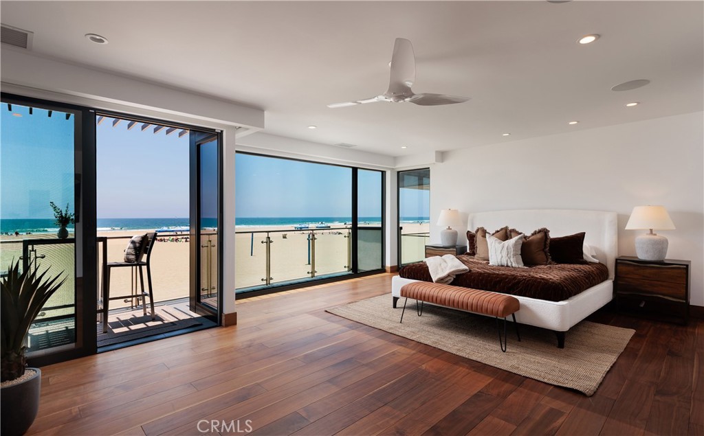 7104 W Oceanfront