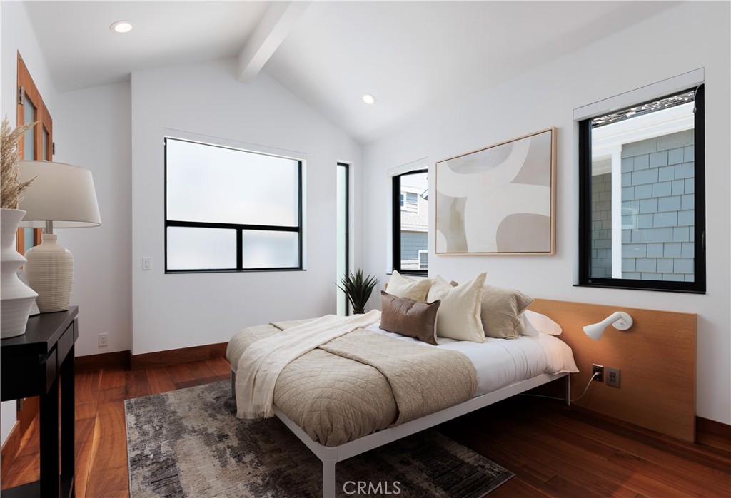 7104 W Oceanfront