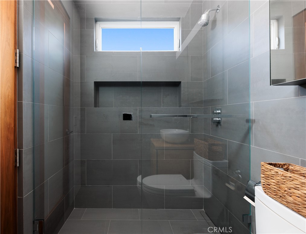 7104 W Oceanfront