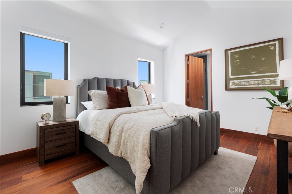 7104 W Oceanfront