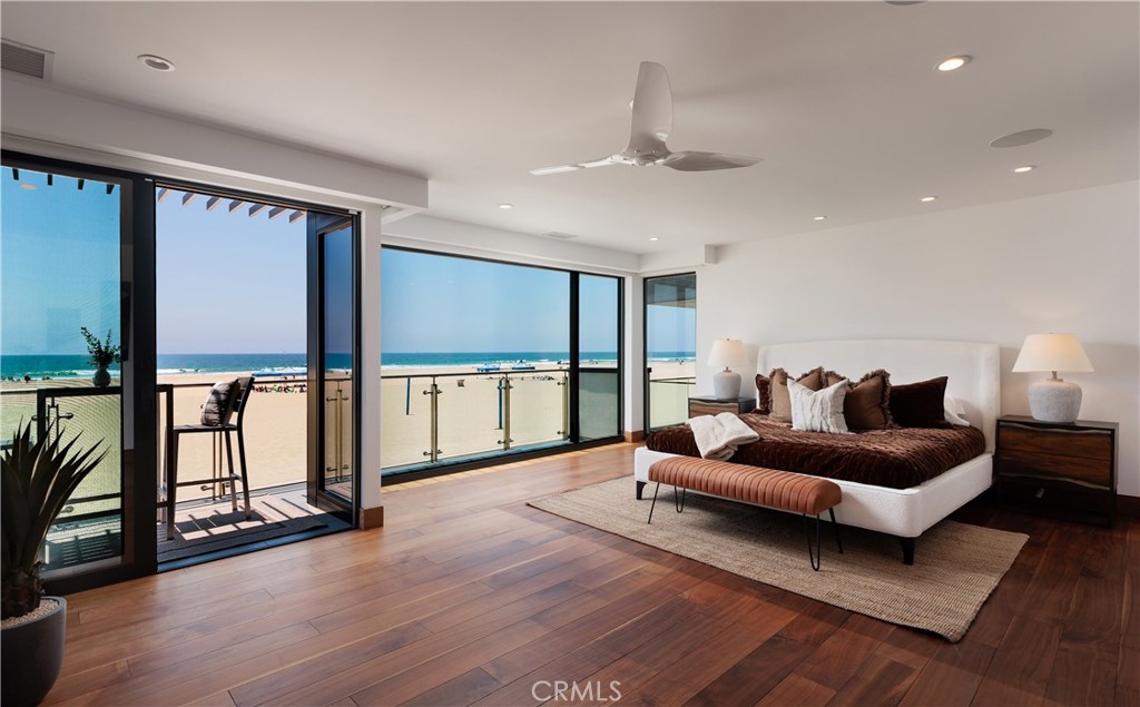 7104 W Oceanfront