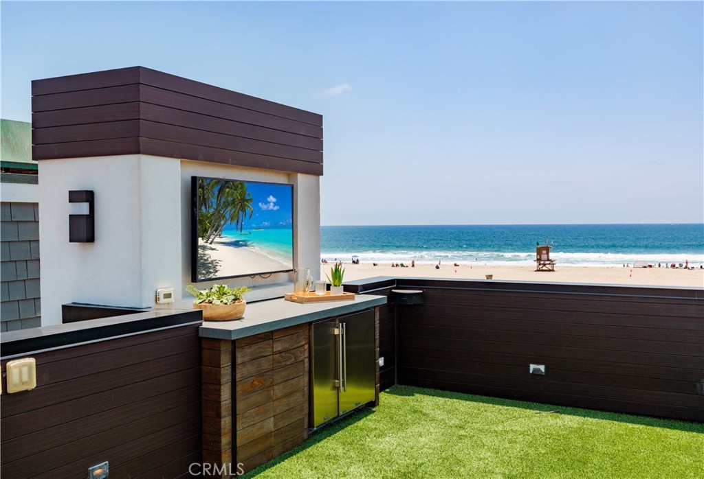7104 W Oceanfront