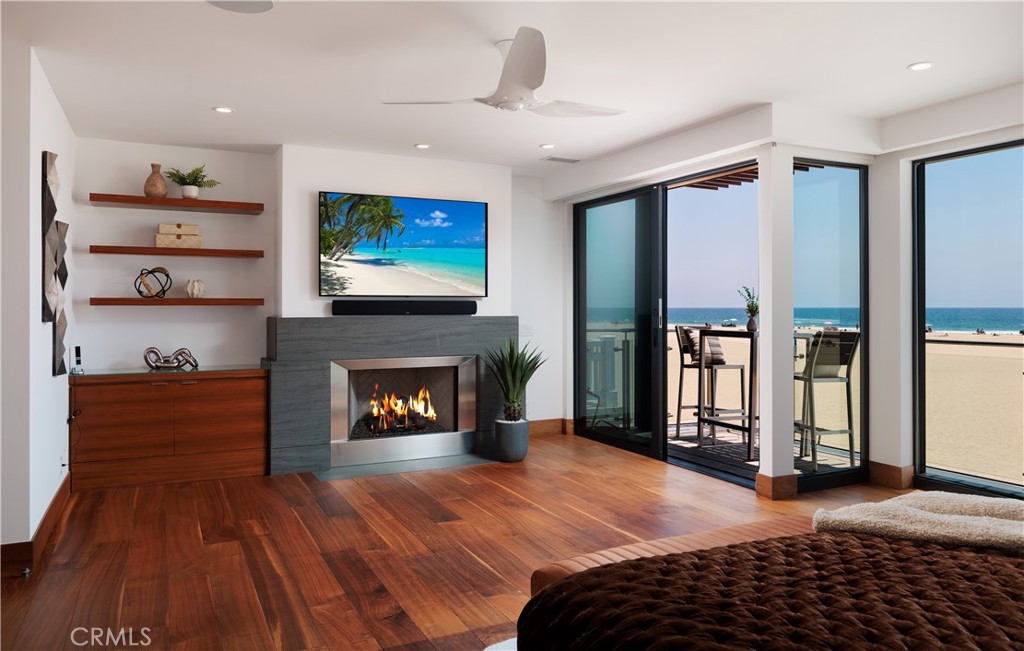 7104 W Oceanfront