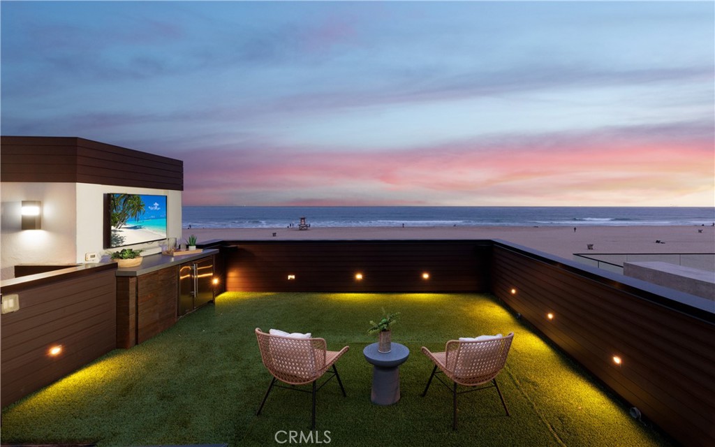 7104 W Oceanfront