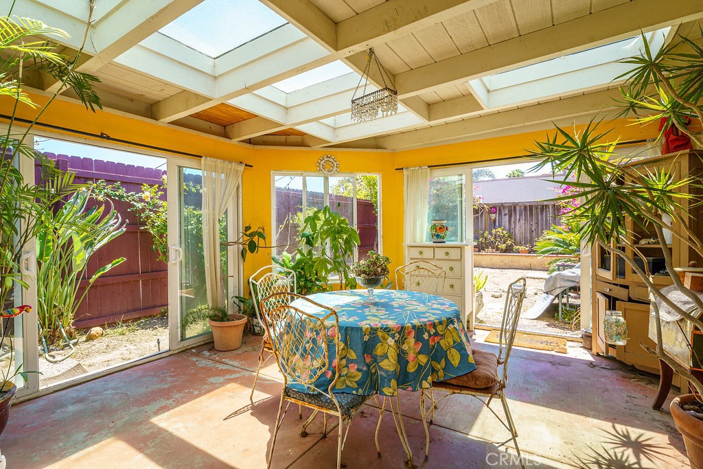 31085 Via San Vicente