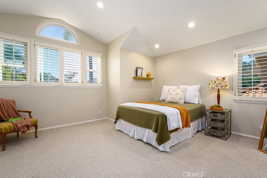 17 Springbrook Road