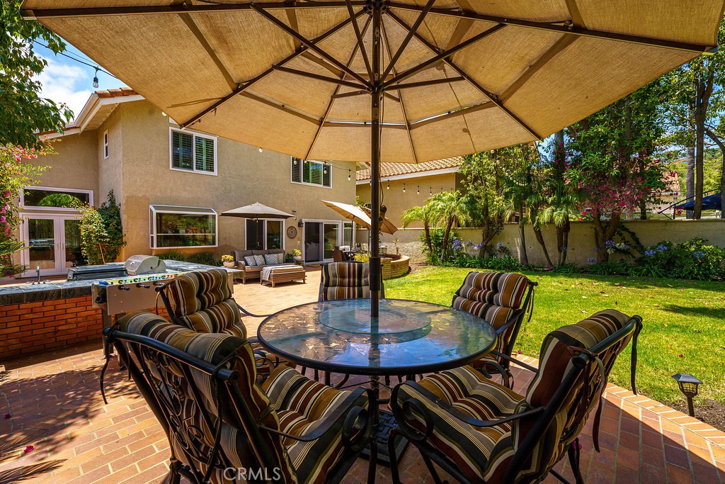 17 Springbrook Road