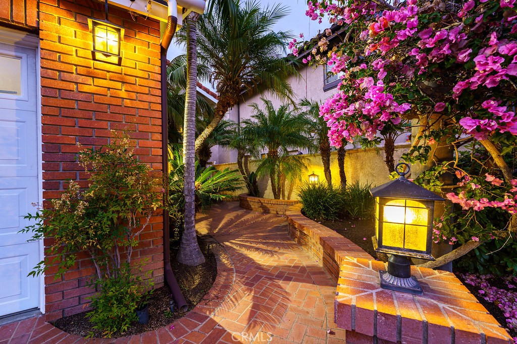 17 Springbrook Road
