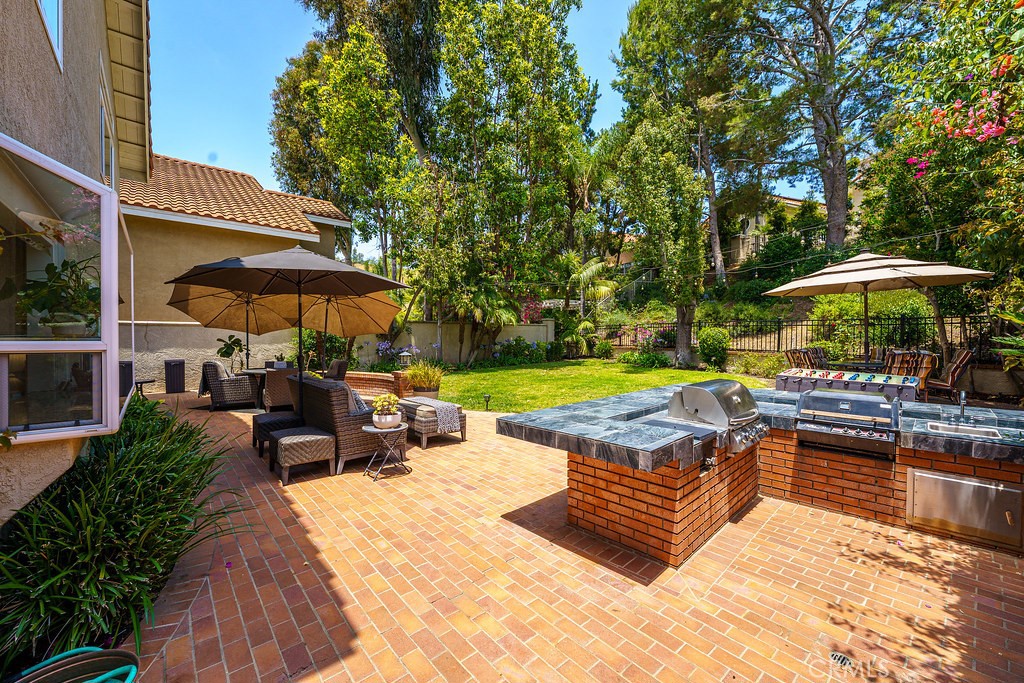 17 Springbrook Road