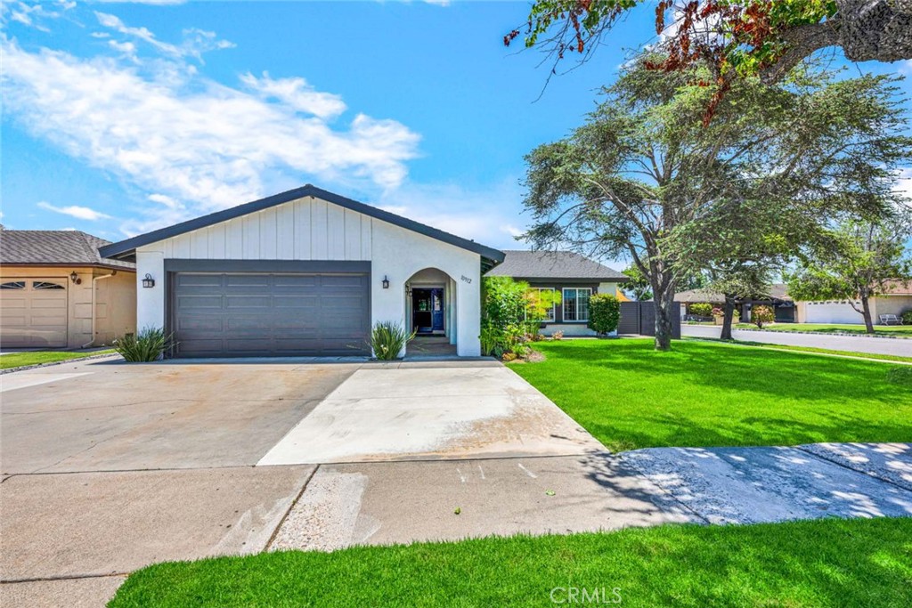 10912 Nighthawk Circle