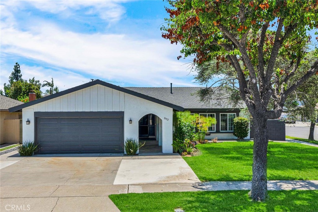 10912 Nighthawk Circle