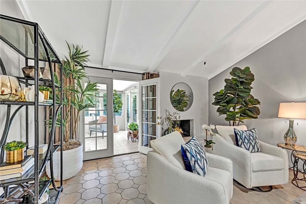 10912 Nighthawk Circle