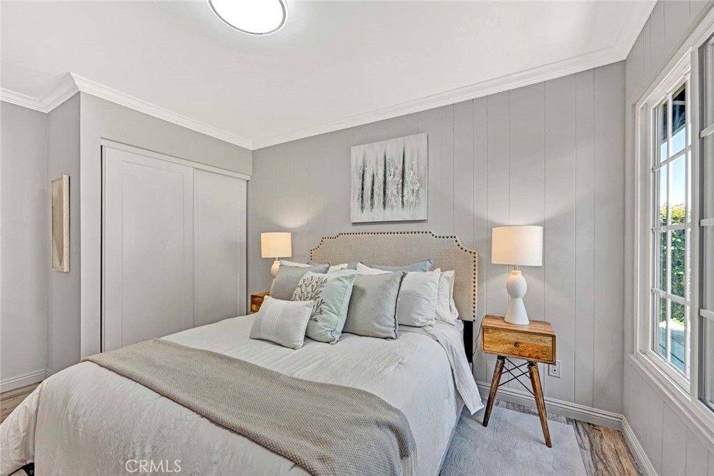 10912 Nighthawk Circle