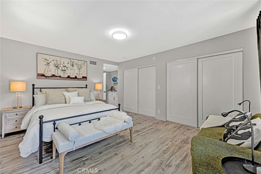 10912 Nighthawk Circle