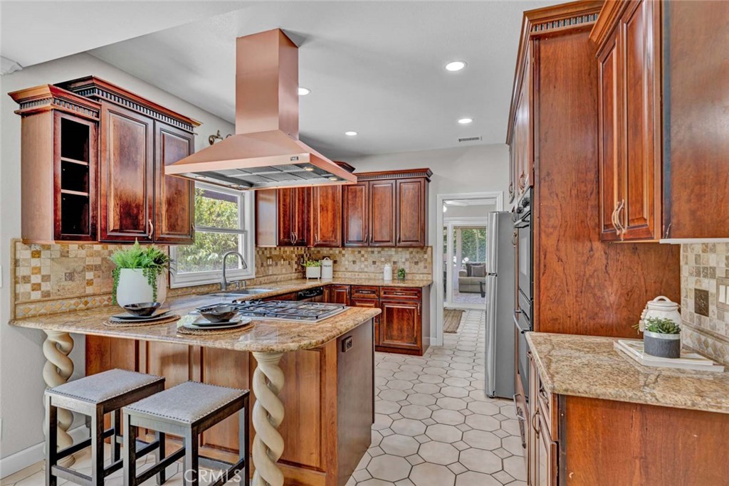 10912 Nighthawk Circle