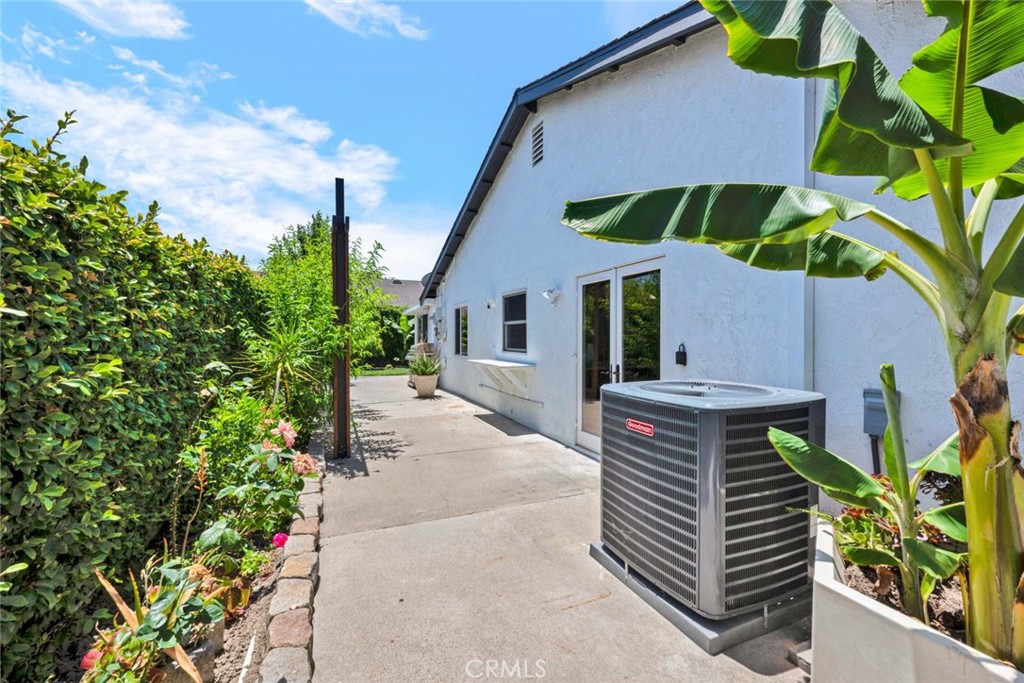 10912 Nighthawk Circle