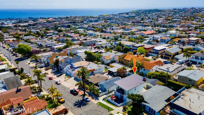 33781 Copper Lantern Street