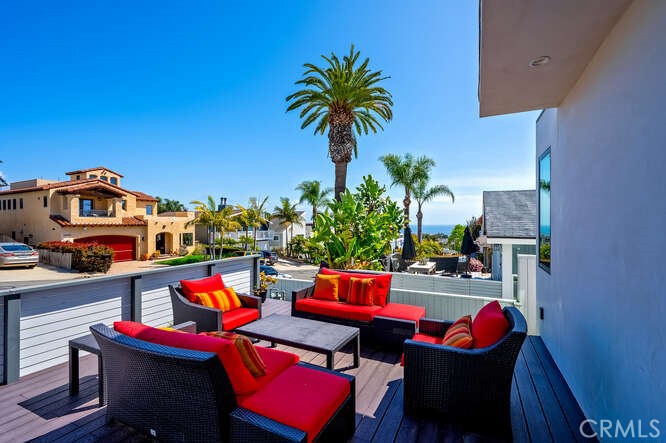 33781 Copper Lantern Street