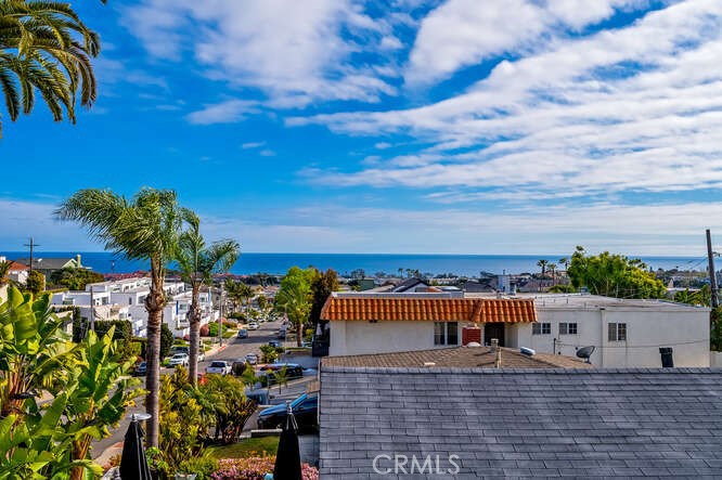 33781 Copper Lantern Street