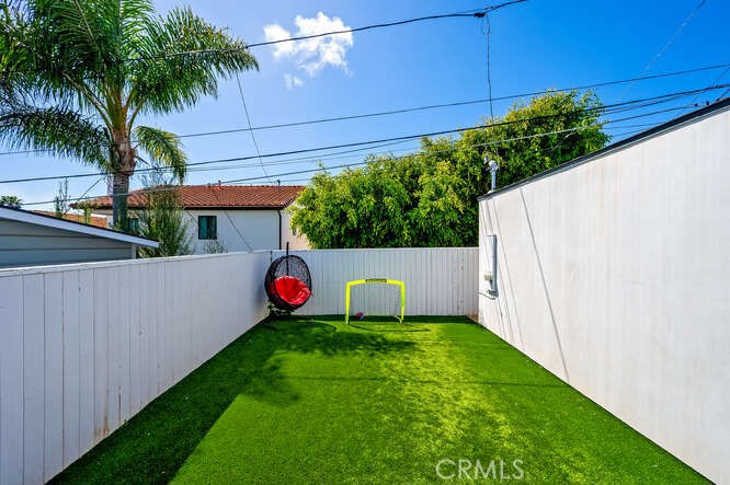 33781 Copper Lantern Street