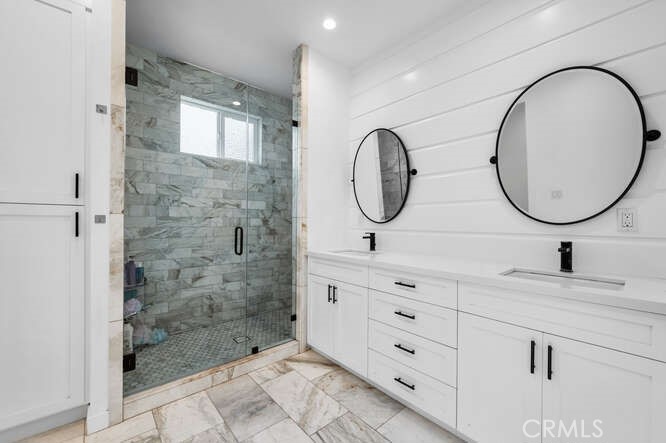 33781 Copper Lantern Street