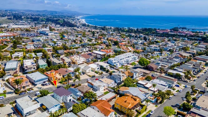 33781 Copper Lantern Street