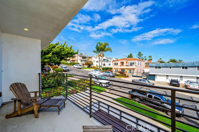 33781 Copper Lantern Street