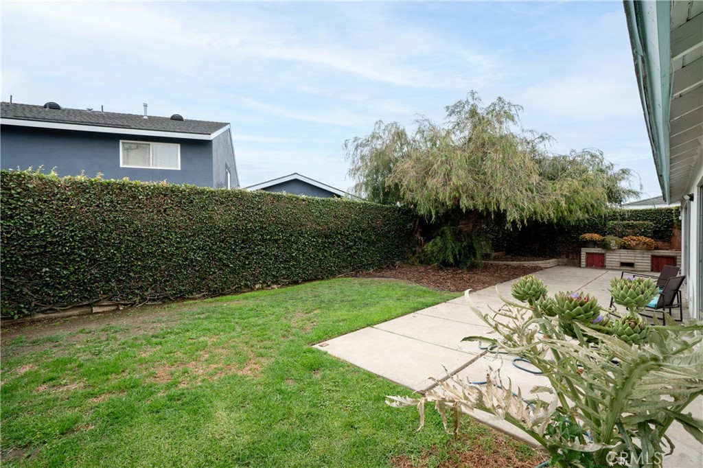 9452 Waterfront Drive