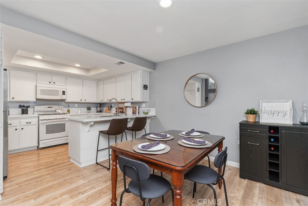 26232 Morning Glen 52