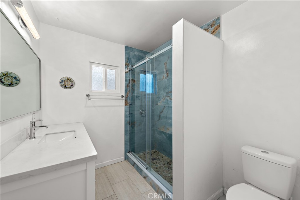 3137 W Olinda Ln