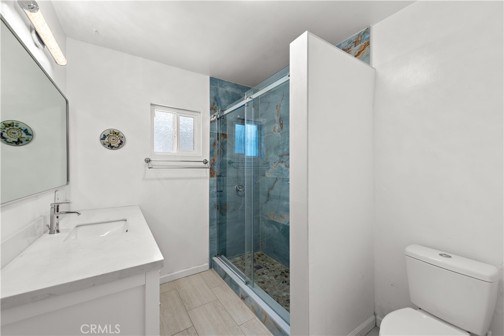 3137 W Olinda Ln
