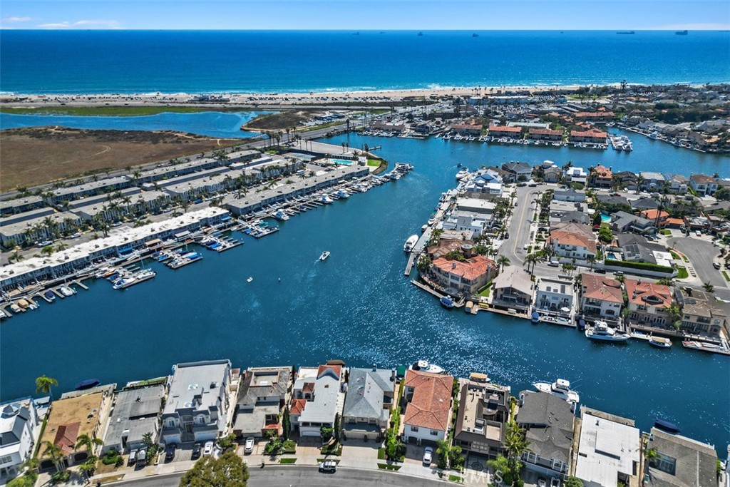 16975 Edgewater Lane