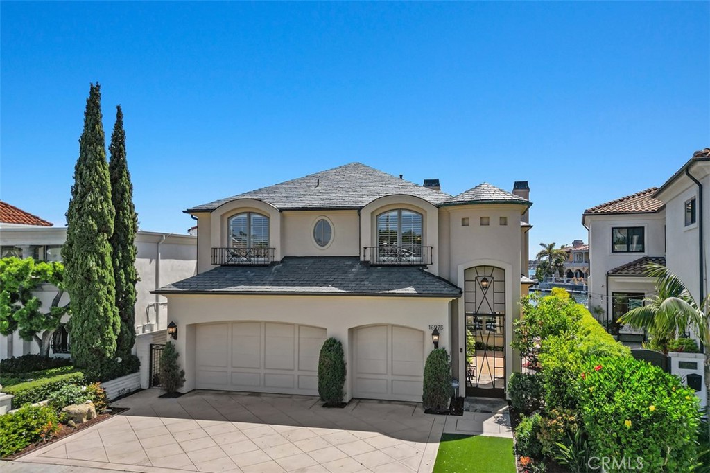 16975 Edgewater Lane