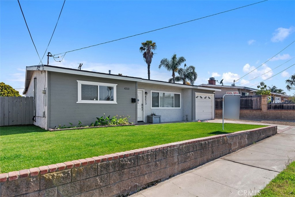 4213 Lonnie Street