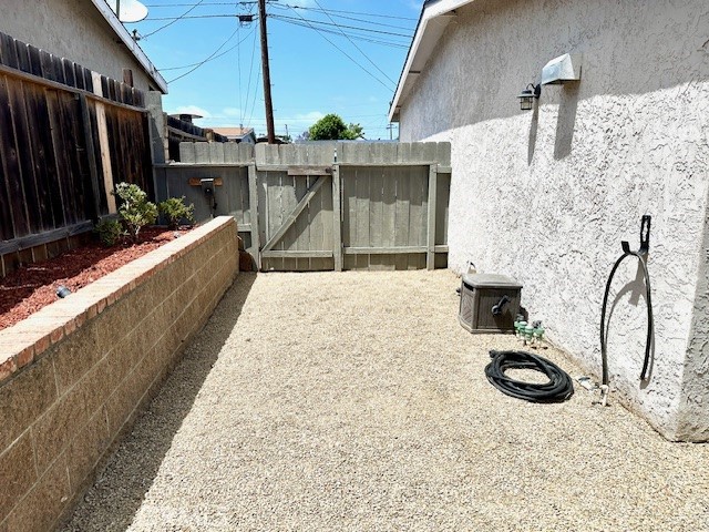 4213 Lonnie Street