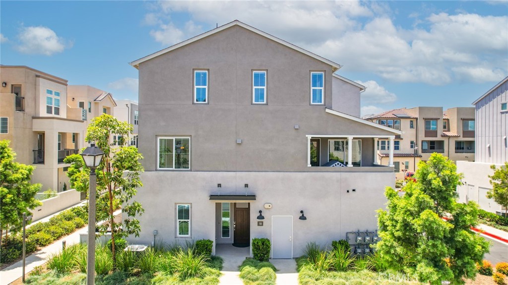 10 Wisteria Street