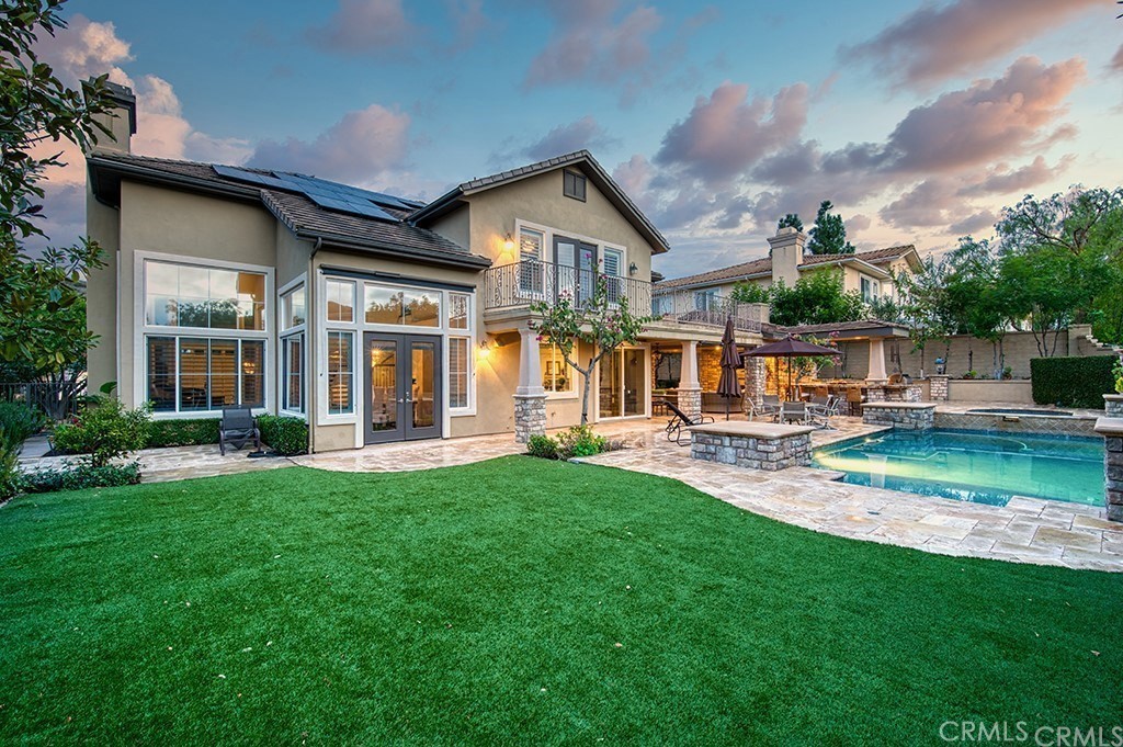 23 Van Gogh Way