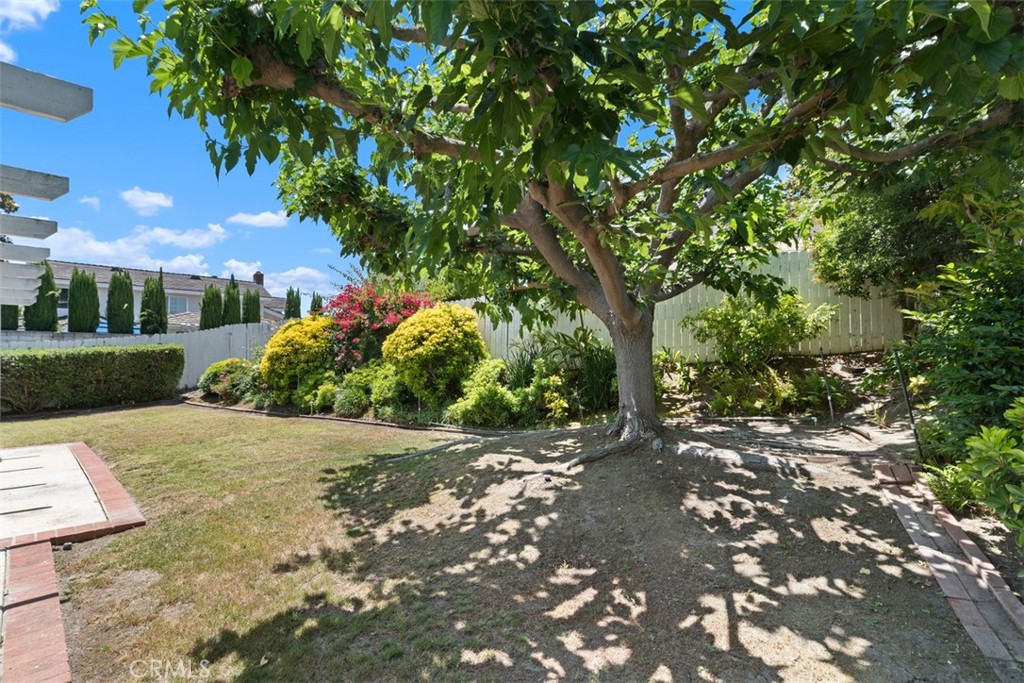 26932 La Sierra Drive