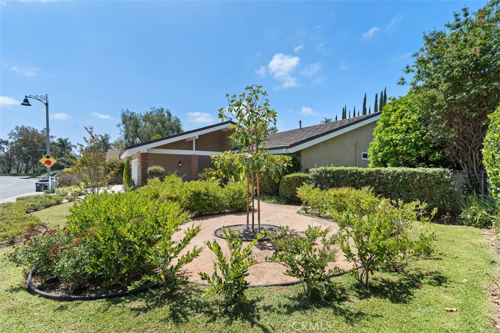 26932 La Sierra Drive