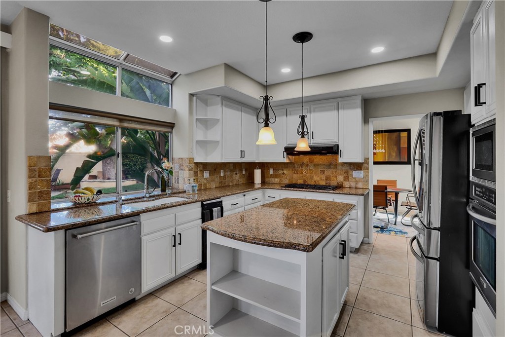 39990 Gibraltar Drive