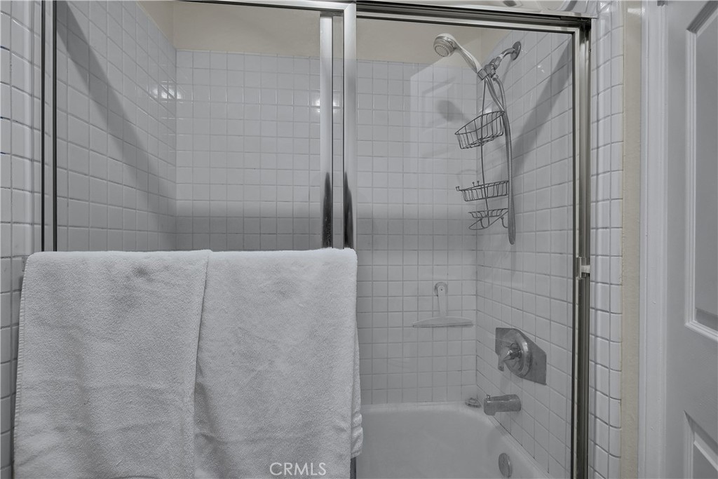 39990 Gibraltar Drive