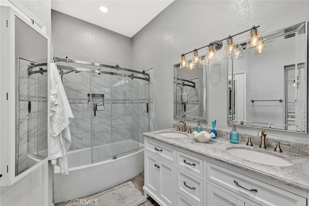 139 Night Heron Lane