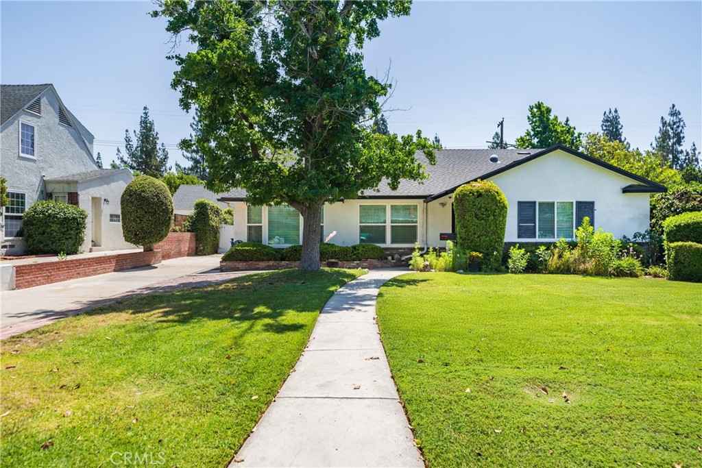 3371 Broadmoor Boulevard