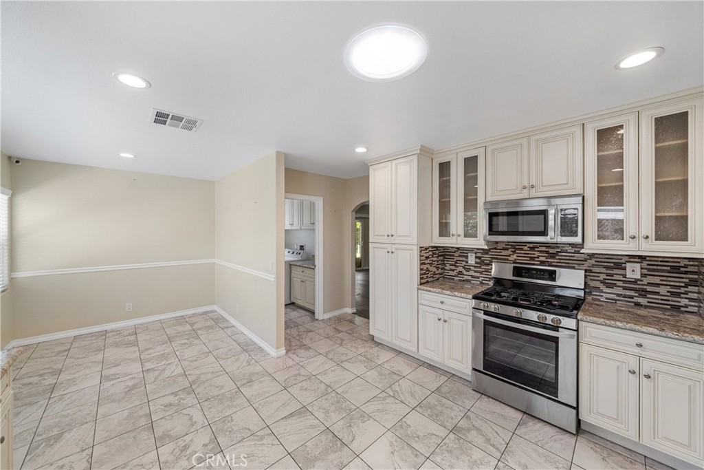 3371 Broadmoor Boulevard