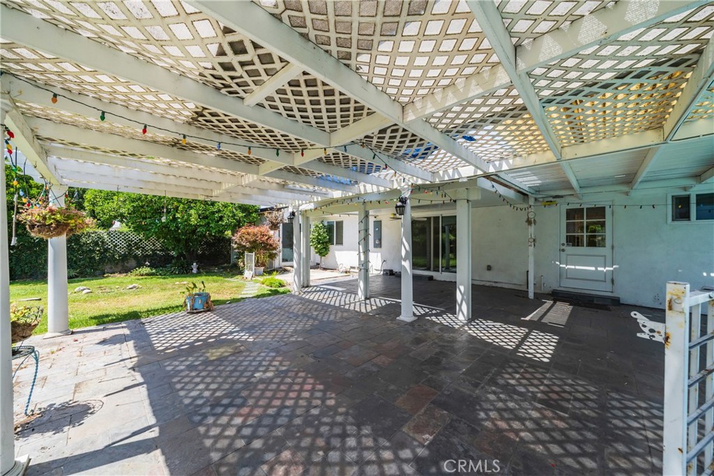 3371 Broadmoor Boulevard