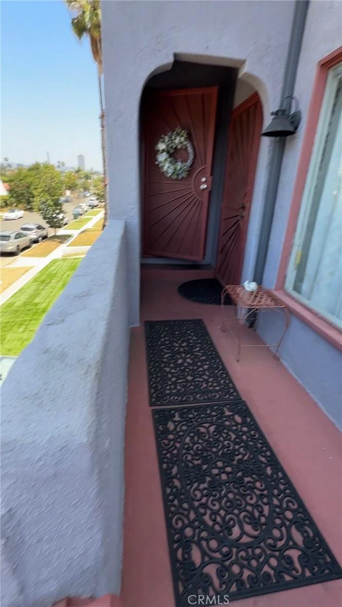 1574 S Curson Avenue