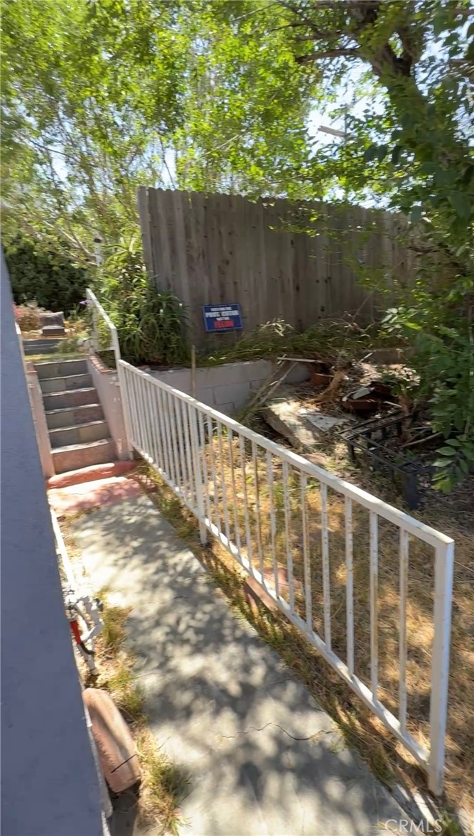 1574 S Curson Avenue