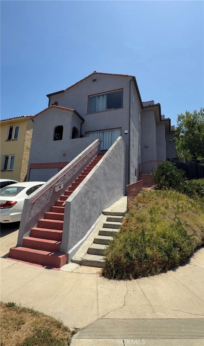 1574 S Curson Avenue