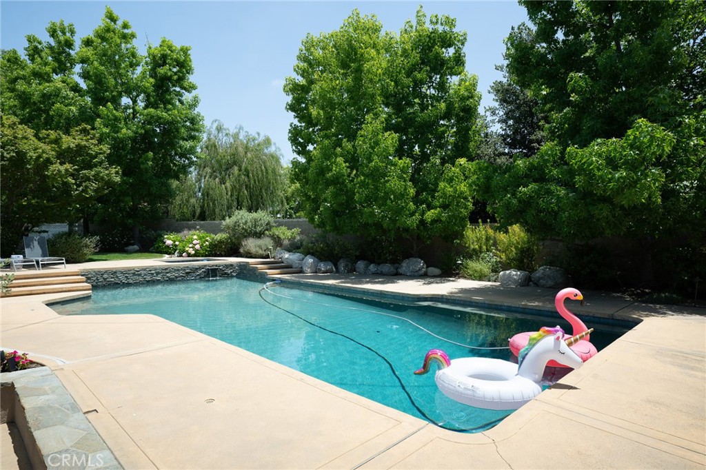 9642 James Circle